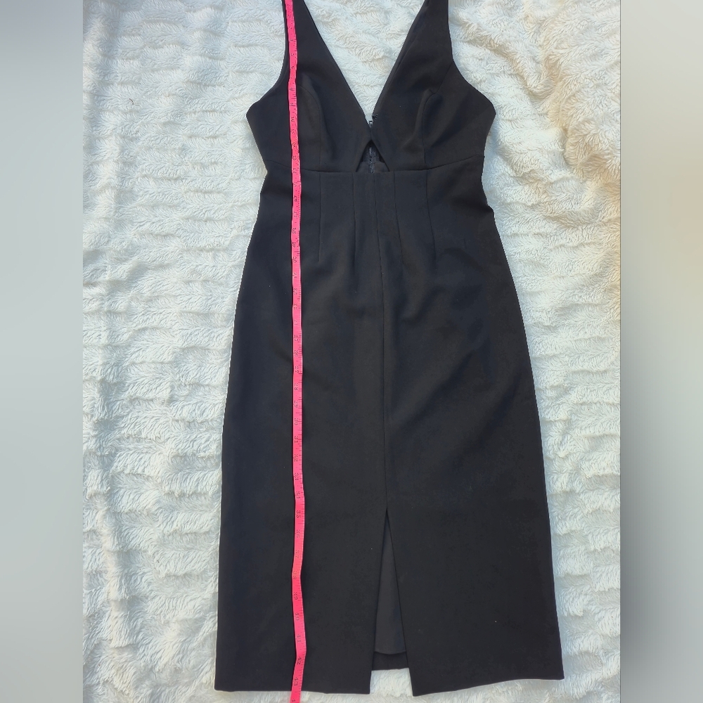 Alice + Olivia Elegant Black Backless Dress - Picture 2 of 11
